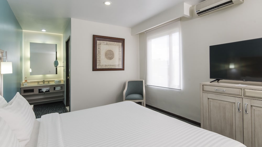 holiday inn and suites mexico zona reforma by ihg