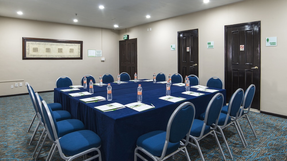 holiday inn and suites mexico zona reforma by ihg