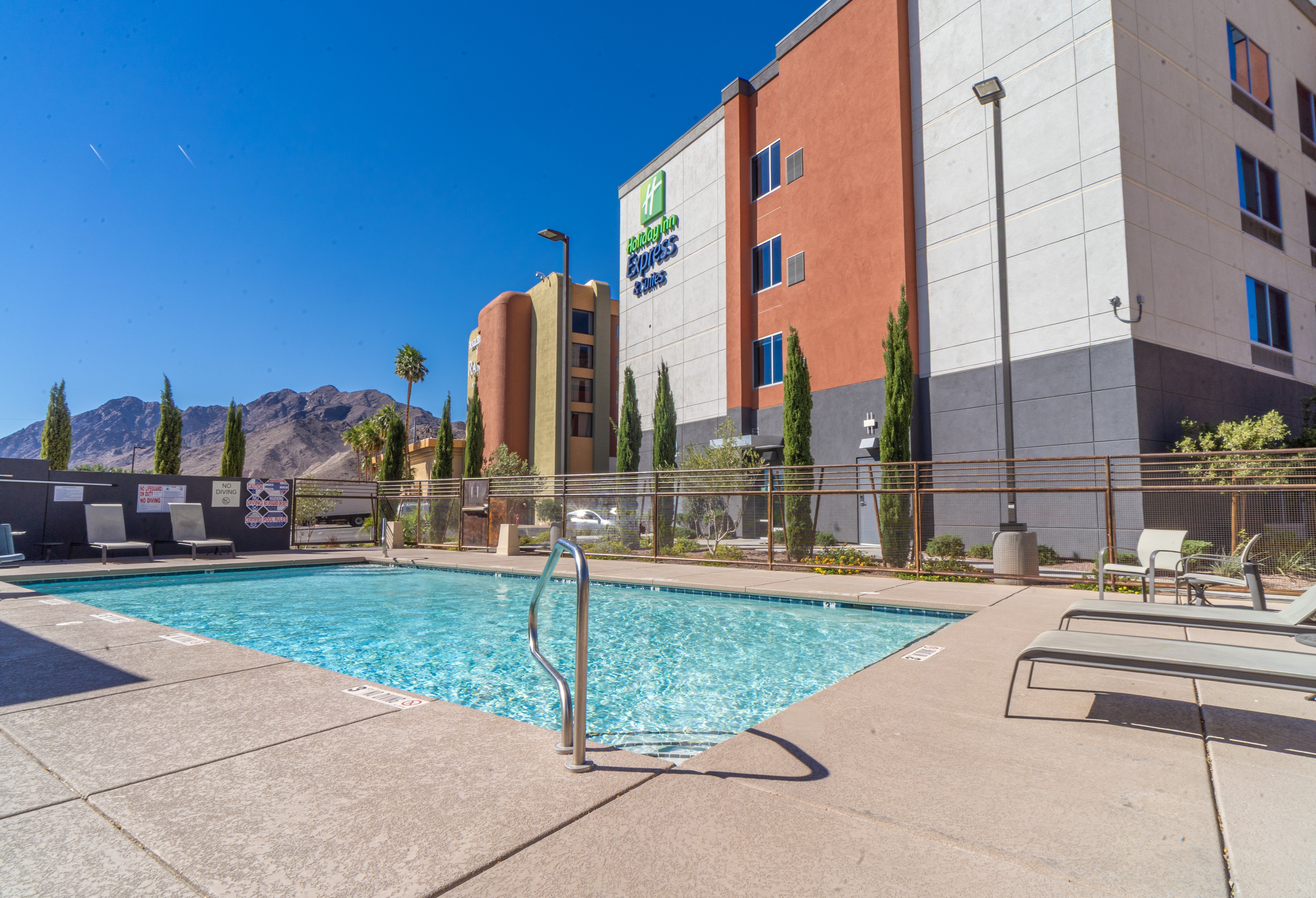 holiday inn express and suites henderson south b