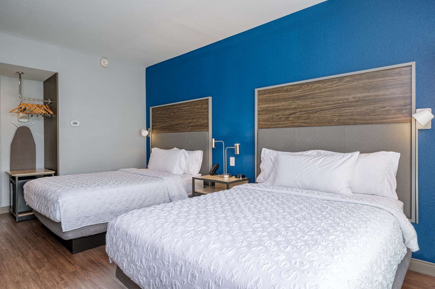 tru by hilton indianapolis lawrence in