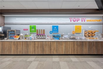 tru by hilton indianapolis lawrence in