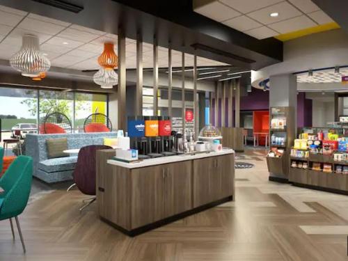 tru by hilton indianapolis lawrence in