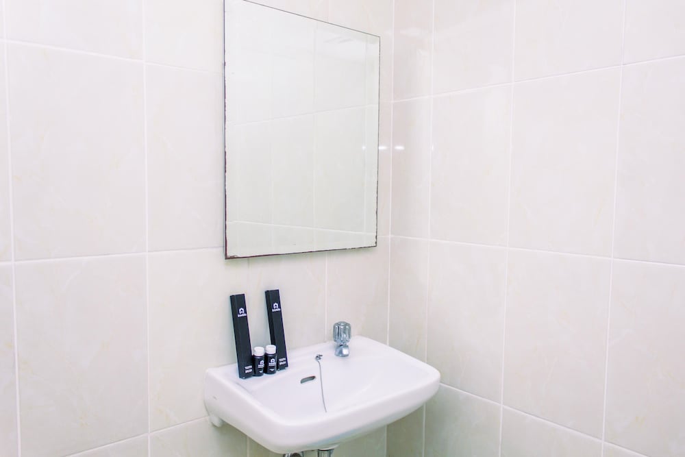 warm and minimalist 3br apartment at m town residence
