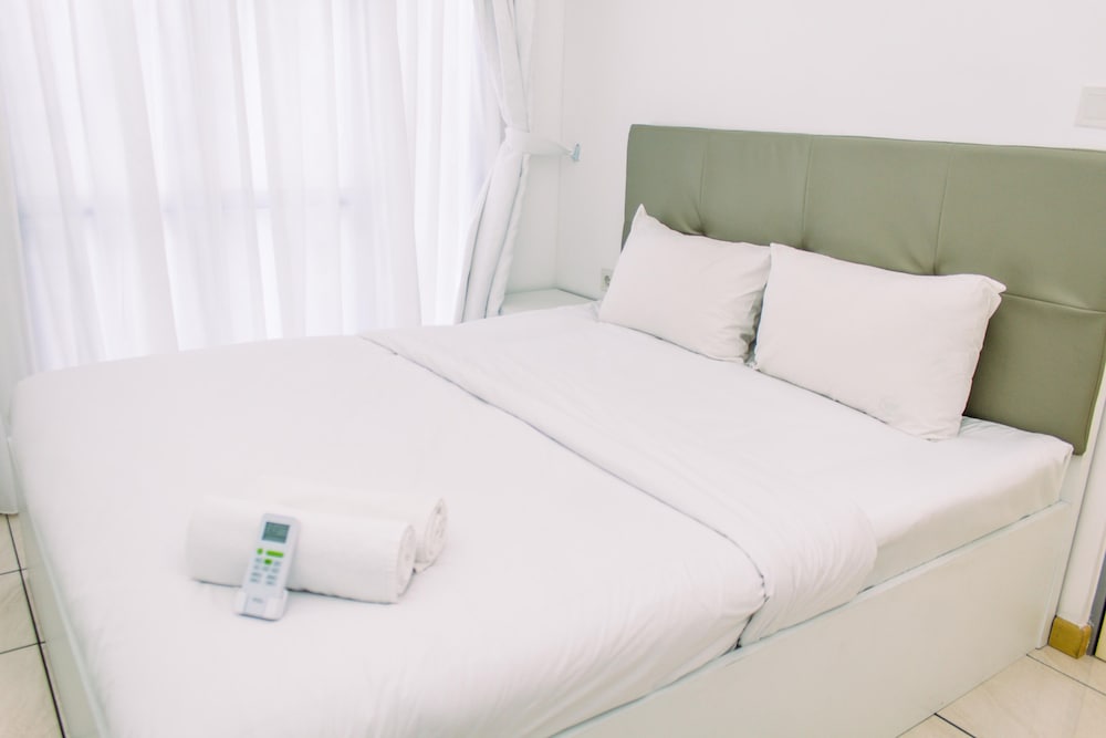 warm and minimalist 3br apartment at m town residence