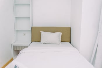 warm and minimalist 3br apartment at m town residence
