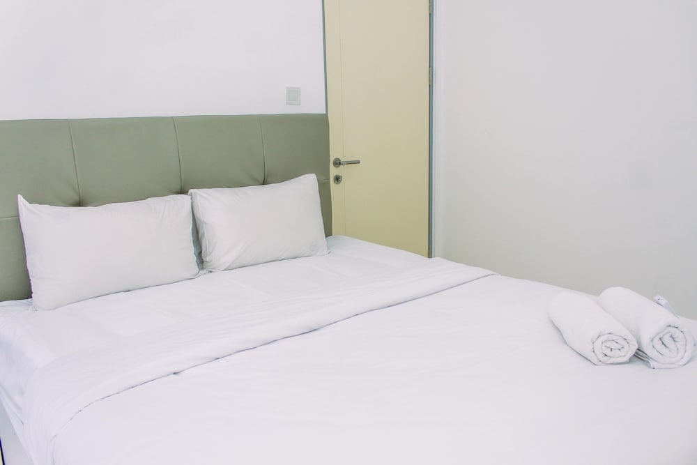 warm and minimalist 3br apartment at m town residence