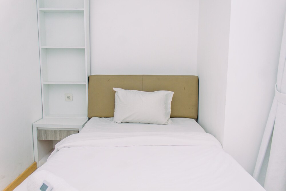 warm and minimalist 3br apartment at m town residence