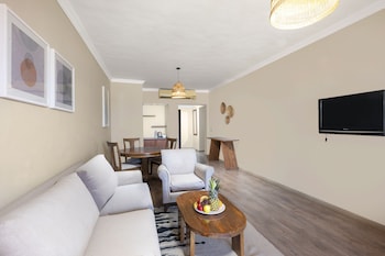 the bay hotel hurghada marina