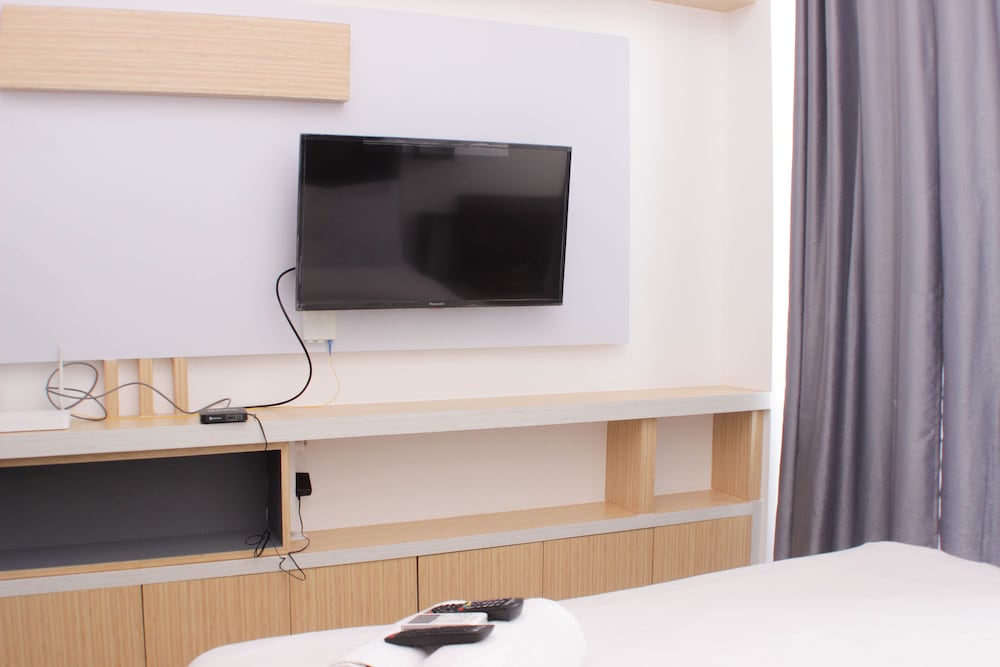 cozy and nice studio at sayana bekasi apartment