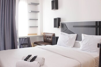 cozy and nice studio at sayana bekasi apartment