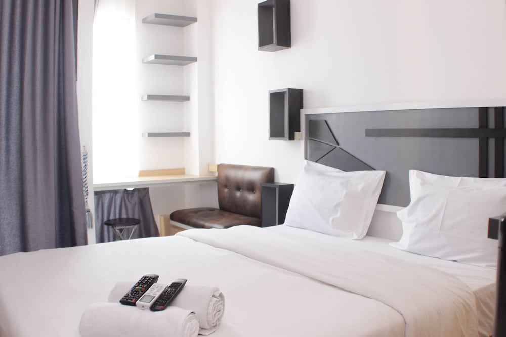 cozy and nice studio at sayana bekasi apartment