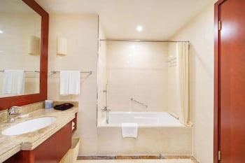 ramada plaza by wyndham chongqing west