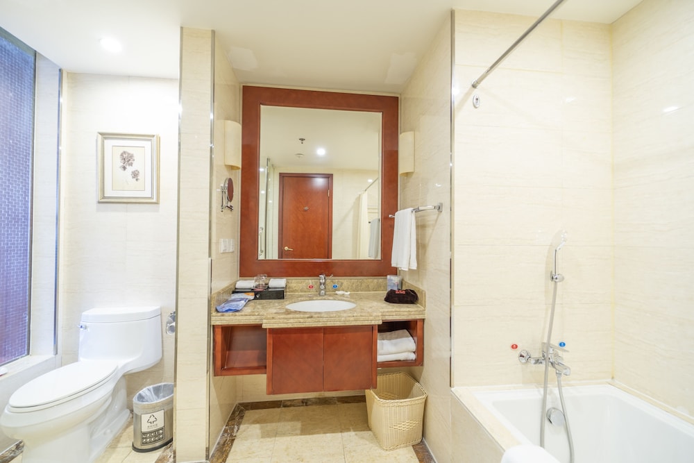 ramada plaza by wyndham chongqing west