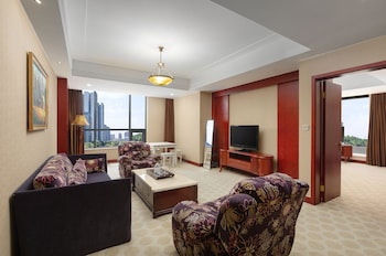 ramada plaza by wyndham chongqing west