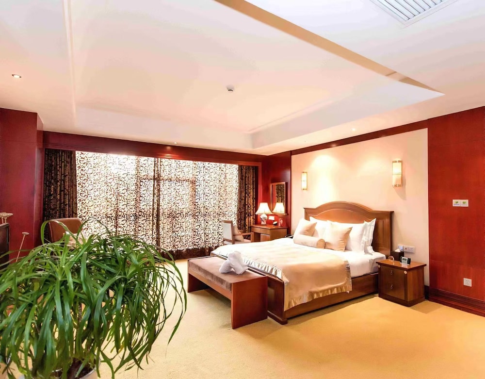 ramada plaza by wyndham chongqing west