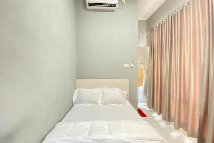 pelangi guest house palembang redpartner