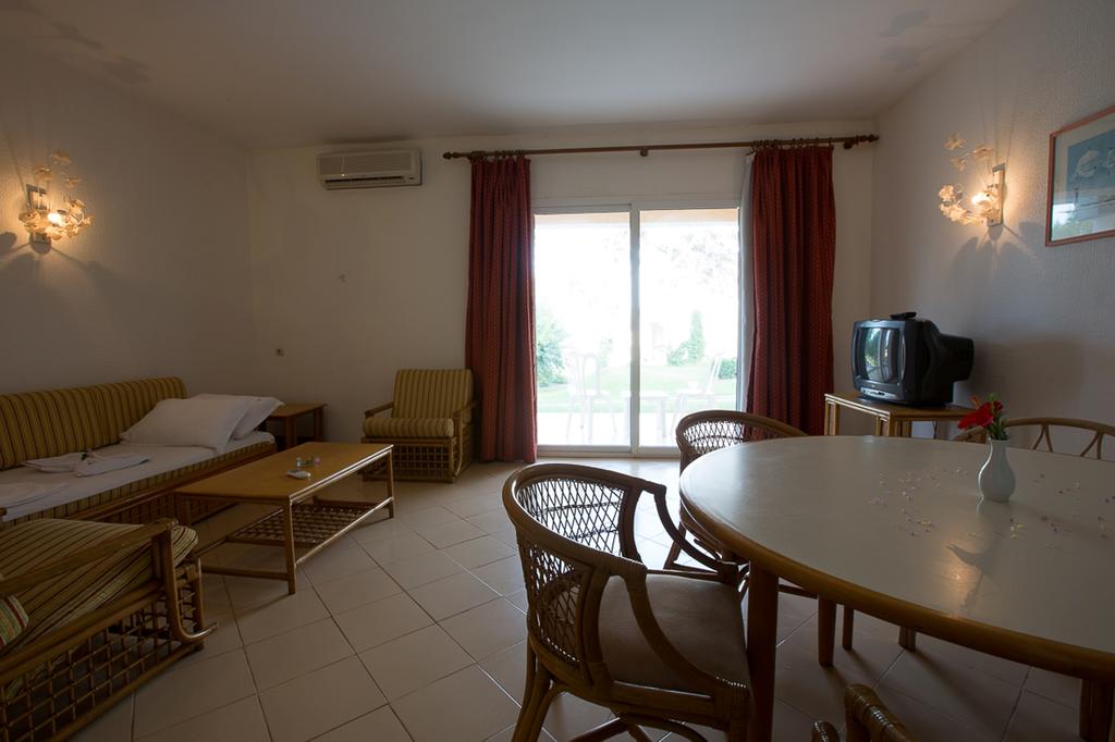 hotel residence mehari tabarka