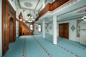 flora handuzu resort and bungalow