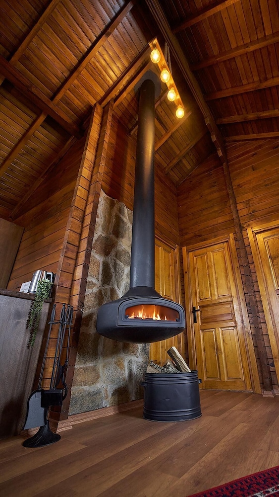 flora handuzu resort and bungalow