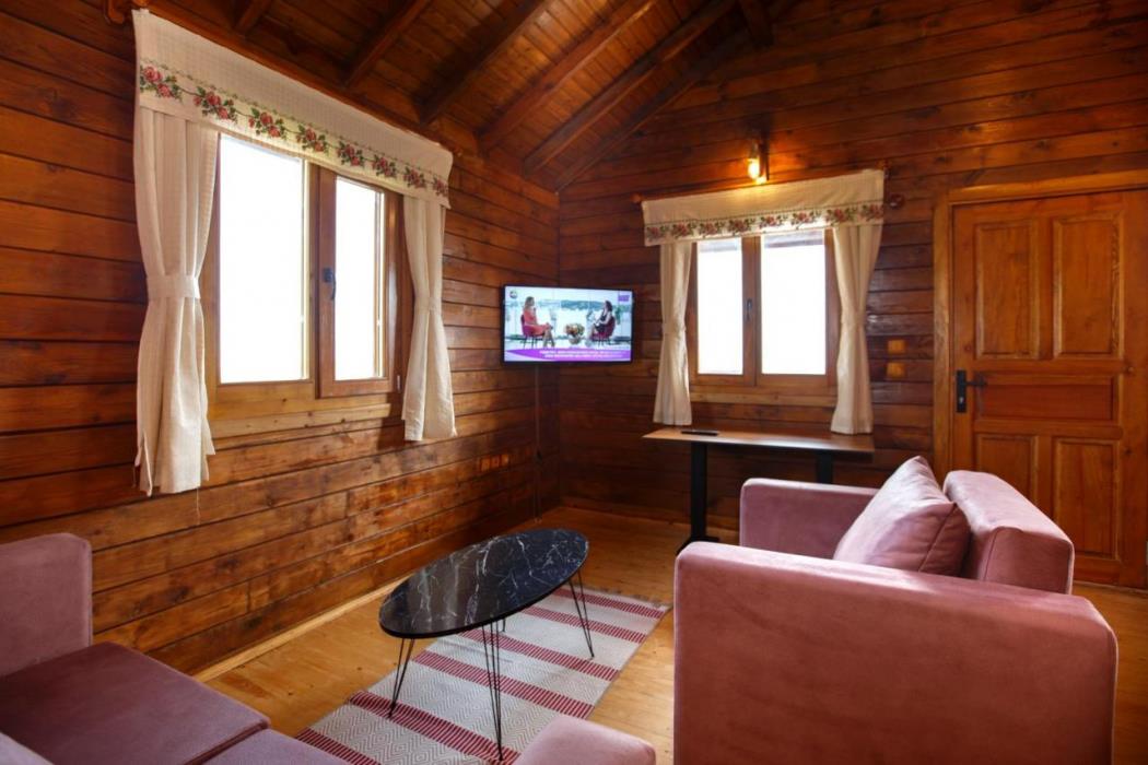 flora handuzu resort and bungalow