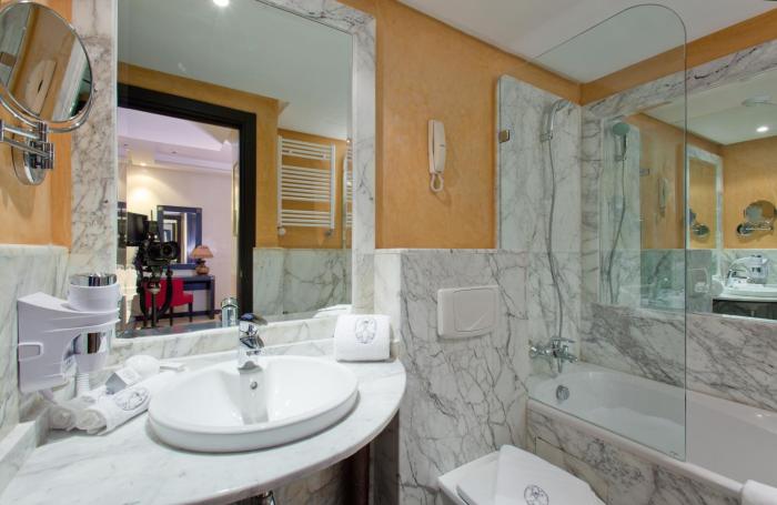 hotel art palace suites and spa