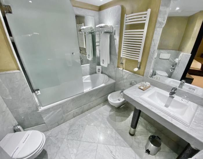 hotel art palace suites and spa