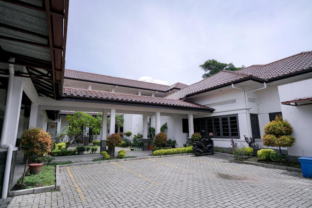 reddoorz avros guest house medan