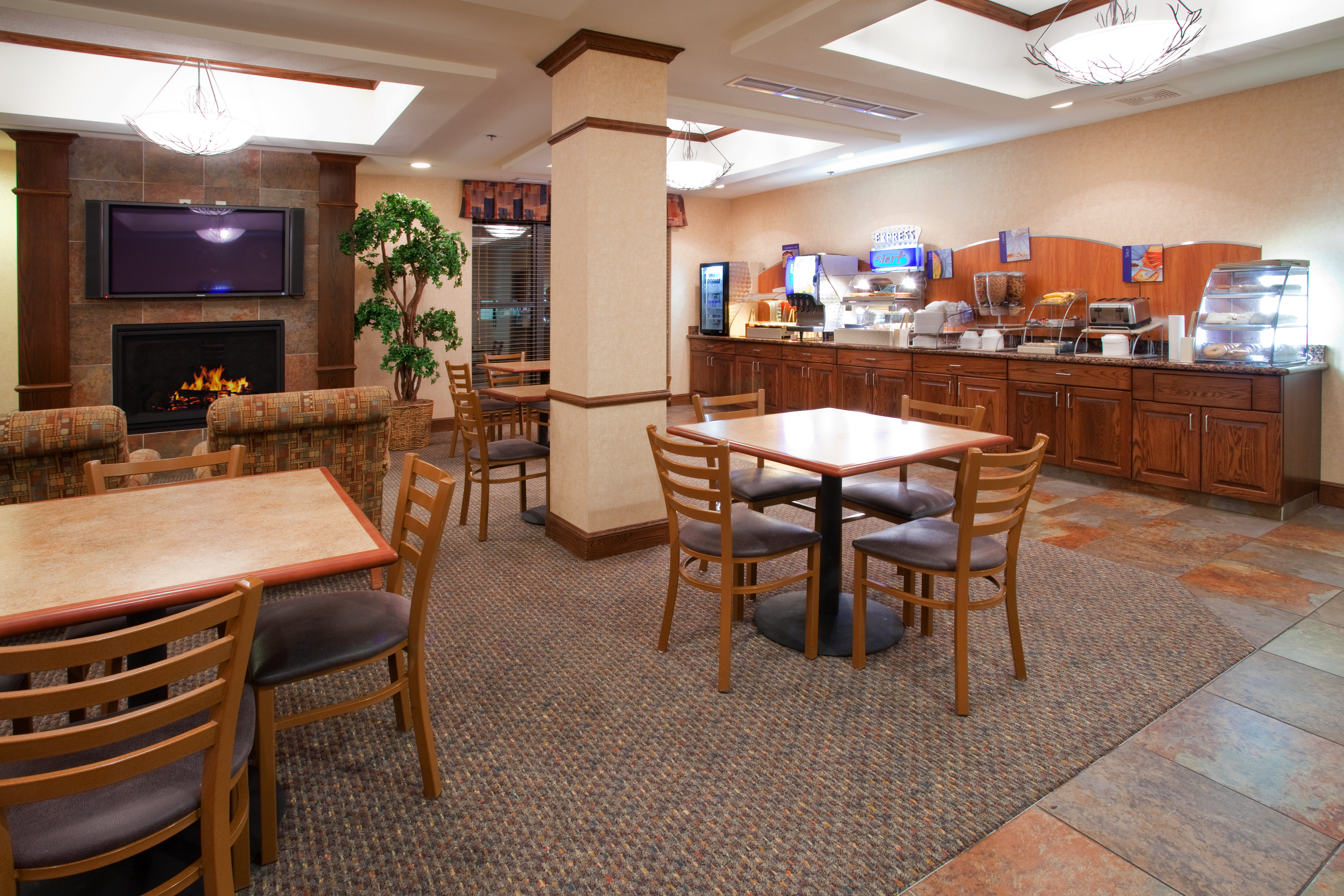 holiday inn express and suites salt lake city airport east