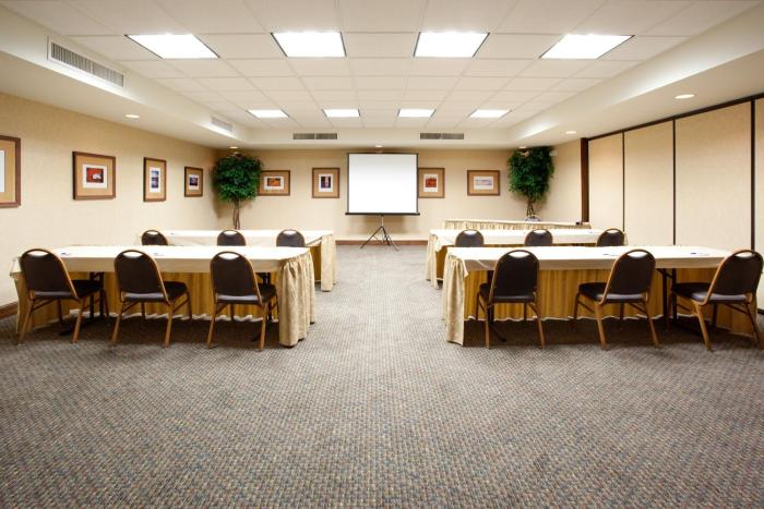 holiday inn express and suites salt lake city airport east