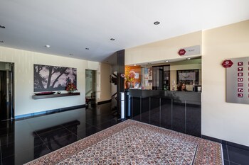 hotel colmeia monte real