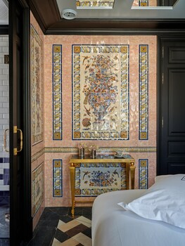 triana house boutique hotel