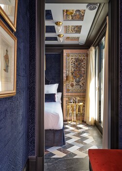 triana house boutique hotel