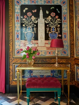 triana house boutique hotel