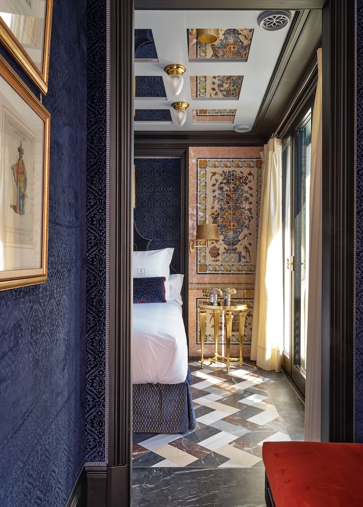 triana house boutique hotel