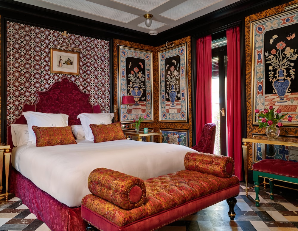 triana house boutique hotel