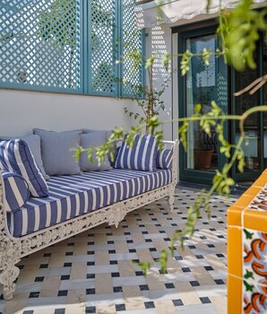 triana house boutique hotel