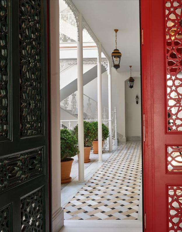 triana house boutique hotel