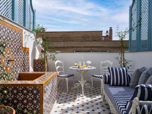 triana house boutique hotel