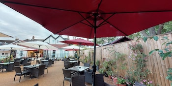 the castle inn hotel