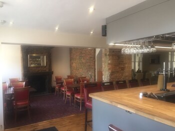 the castle inn hotel