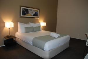 airport gateway hotel