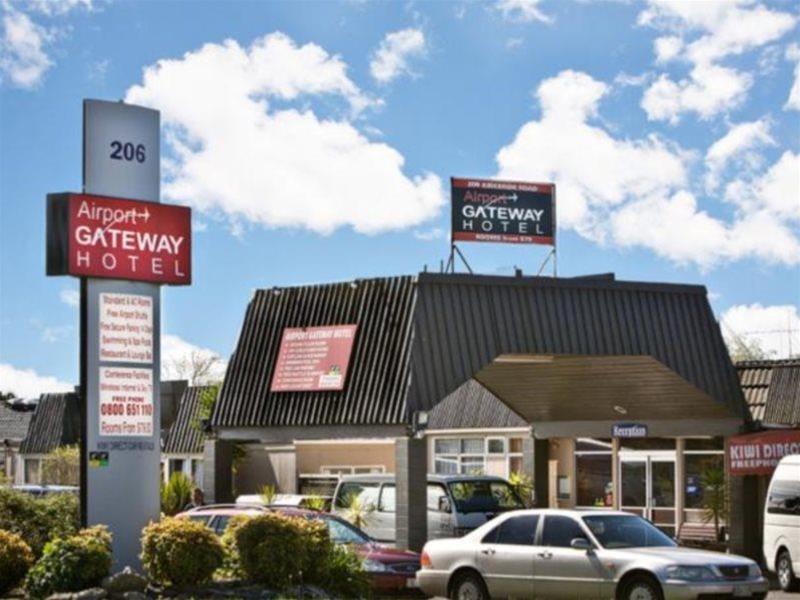 airport gateway hotel