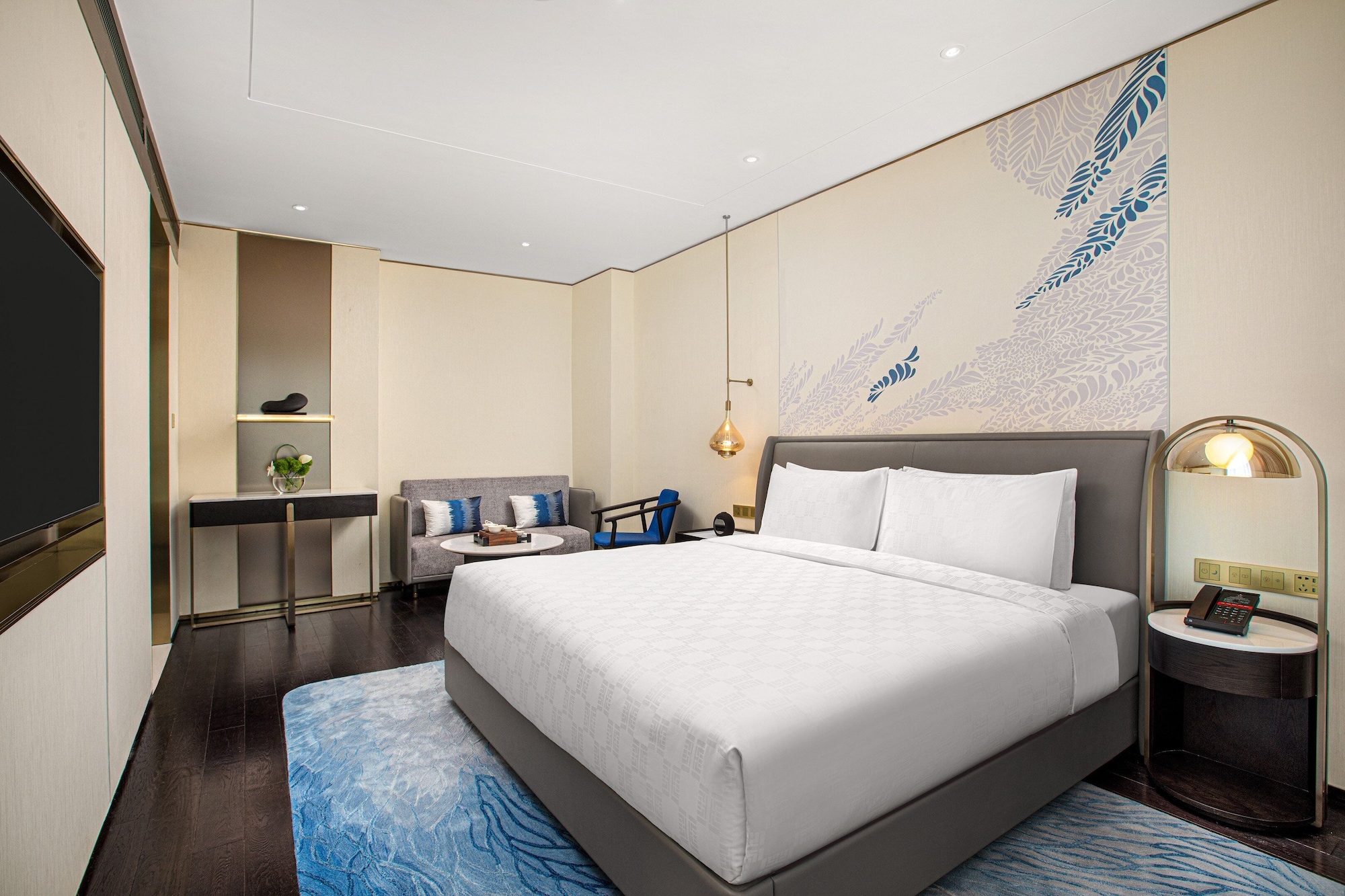 hualuxe shanghai changfeng park an ihg hotel