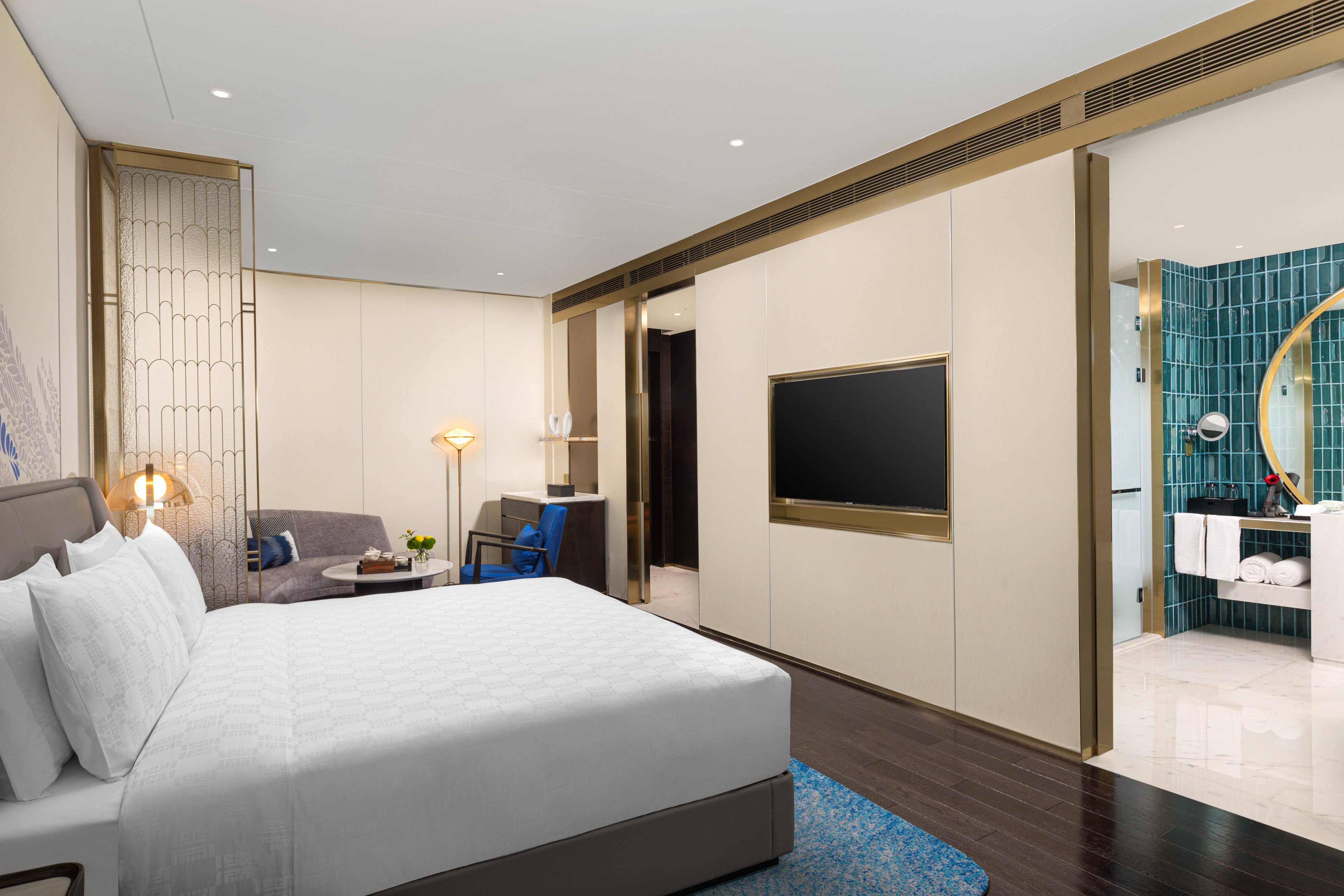 hualuxe shanghai changfeng park an ihg hotel