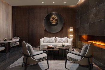 Hualuxe Shanghai Changfeng Park, An Ihg Hotel,,3.5 star