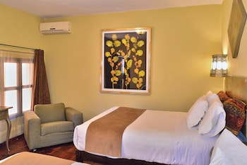 hotel mesones 49