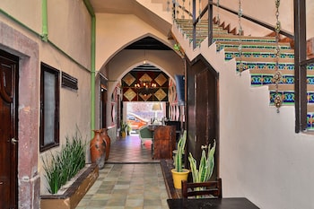 hotel mesones 49