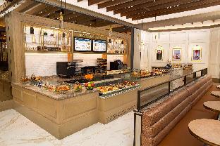 the coral at atlantis