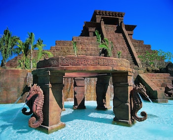 the coral at atlantis