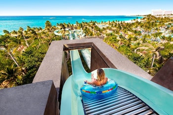 the coral at atlantis